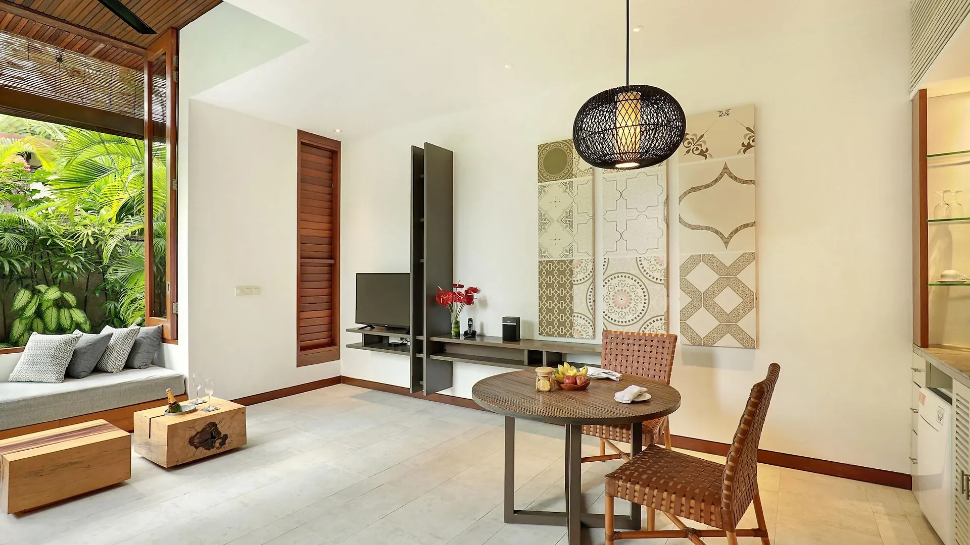The Elysian Boutique Villa Hotel Seminyak