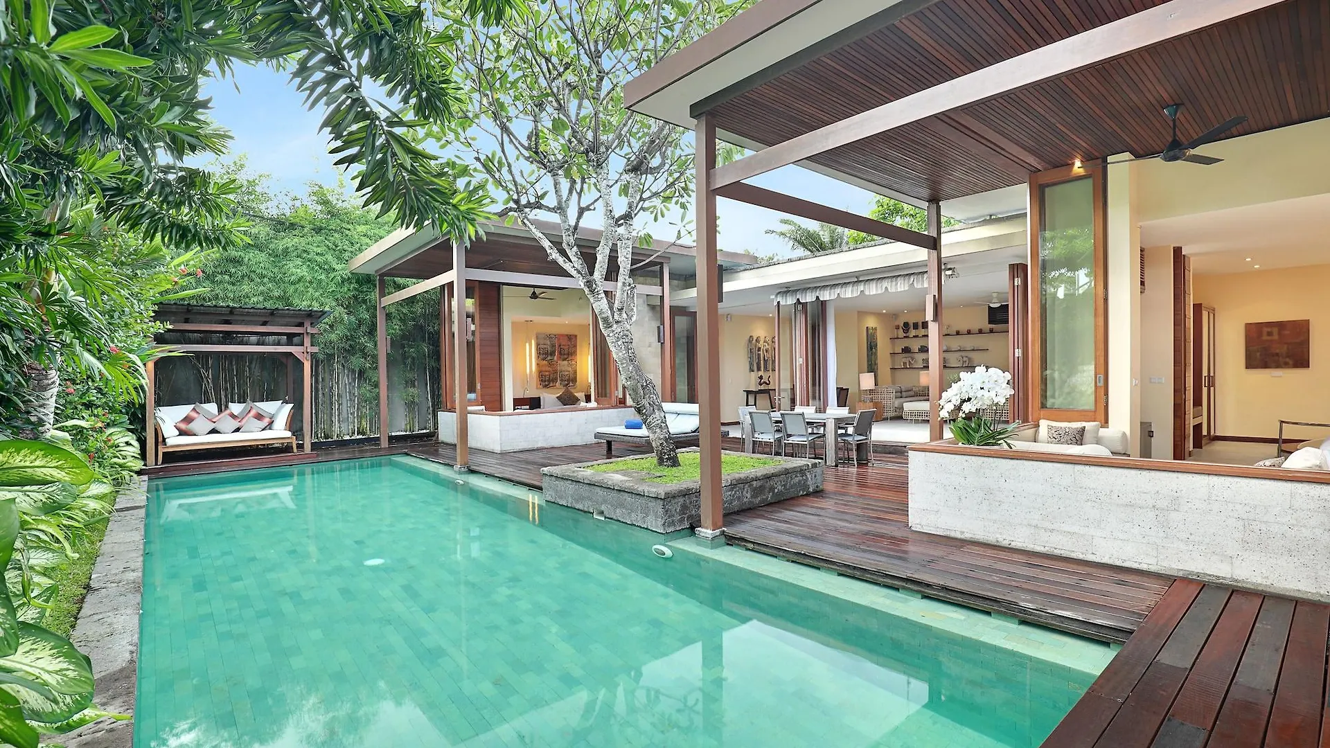 The Elysian Boutique Villa Hotel Seminyak